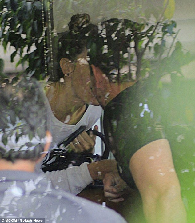 27ECE63100000578-3053332-image-a-40 1429839778150 a0ced