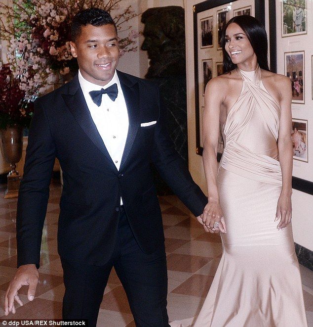 281EC37B00000578-3060232-image-m-13 1430285721157 b3ddd