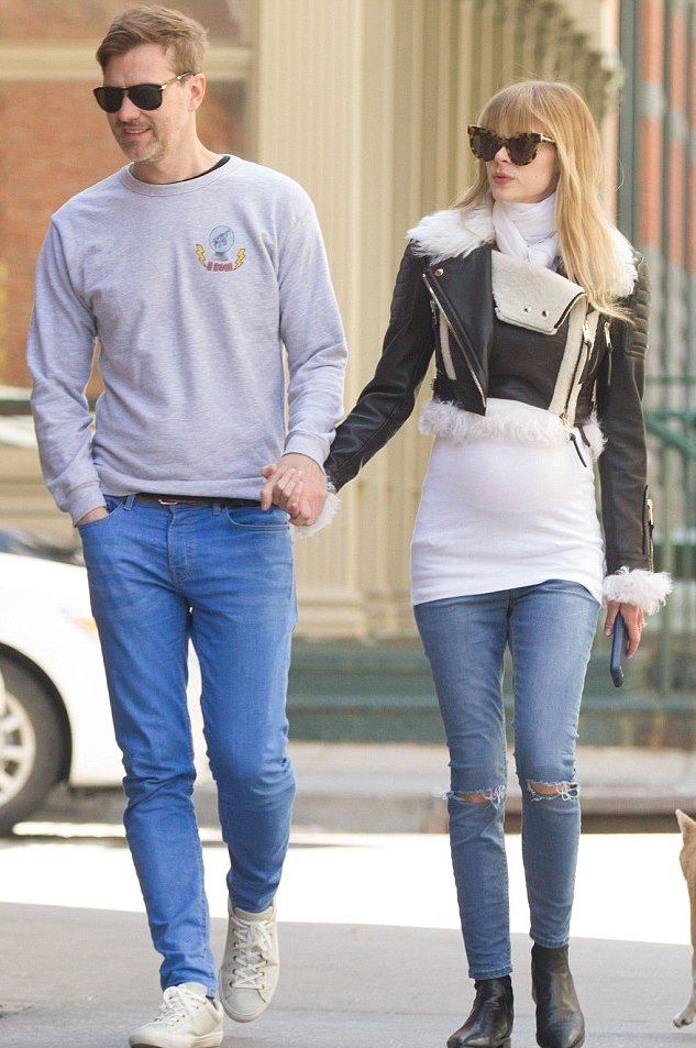 2847D97900000578-0-image-m-51 1430687728255 937d3