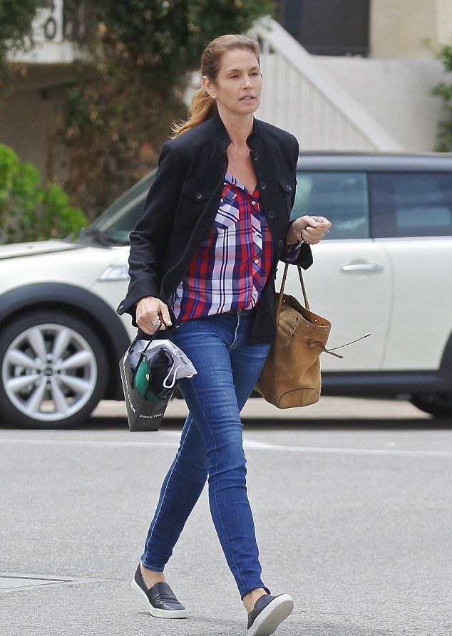 285ABA7700000578-0-image-a-62 1430873792584 9b850