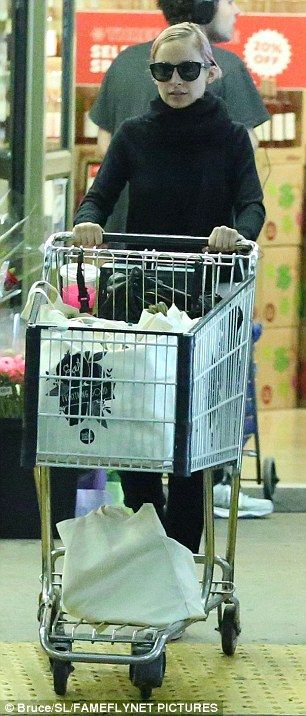 2882370C00000578-3075291-image-a-41 1431224752631 709b2