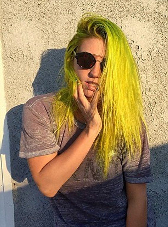 28D8CAE000000578-3087454-image-m-77 1432024246555 8faf7