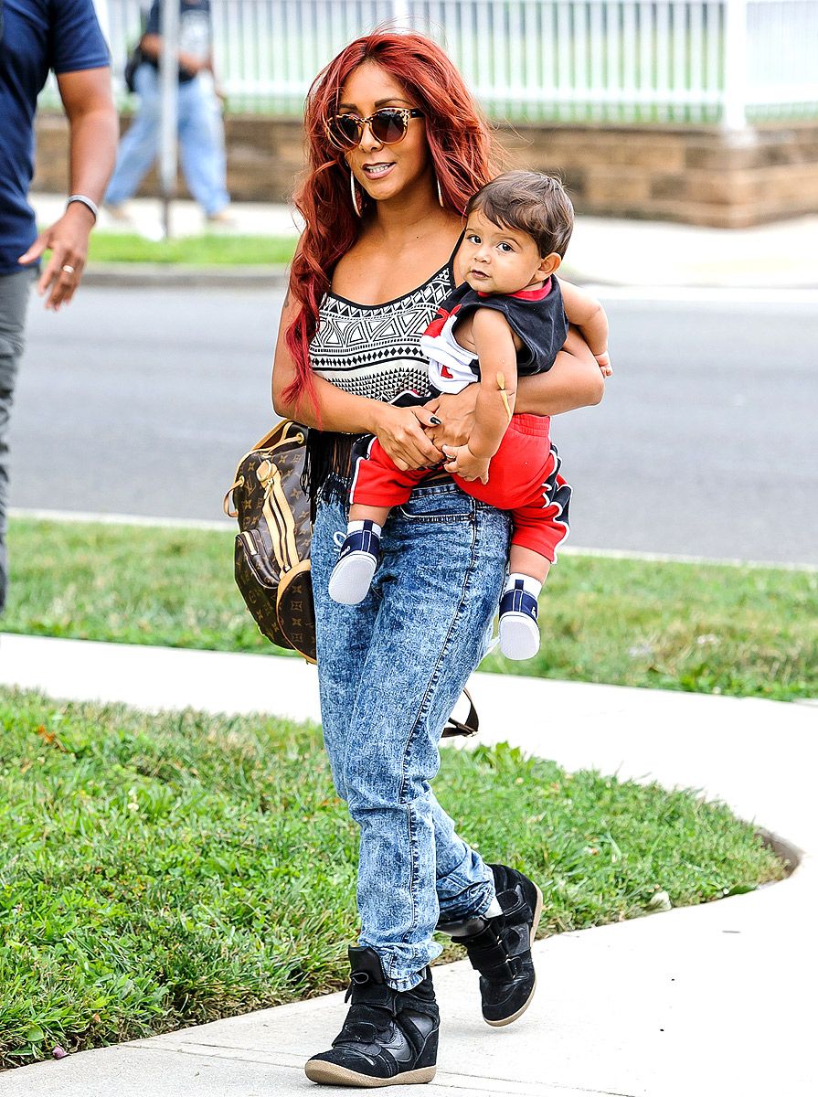 1375970800 snooki-lorenzo-zoom c1708