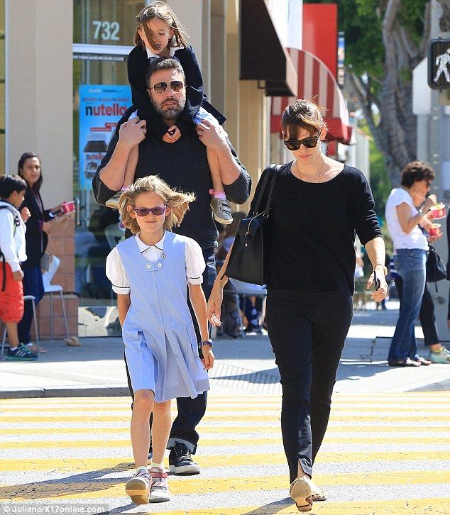 29291EA600000578-0-image-m-14 1432860096818 7c275