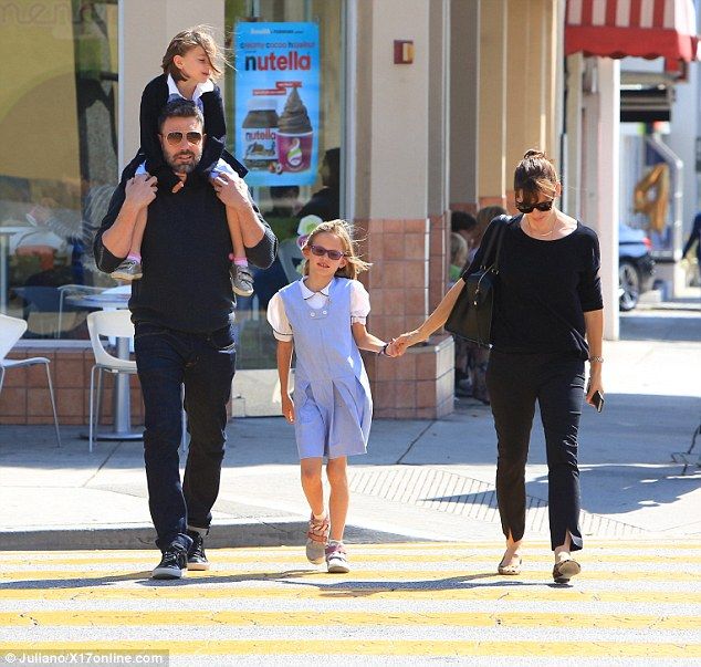 29291F6A00000578-0-image-m-17 1432860138913 ffa4c