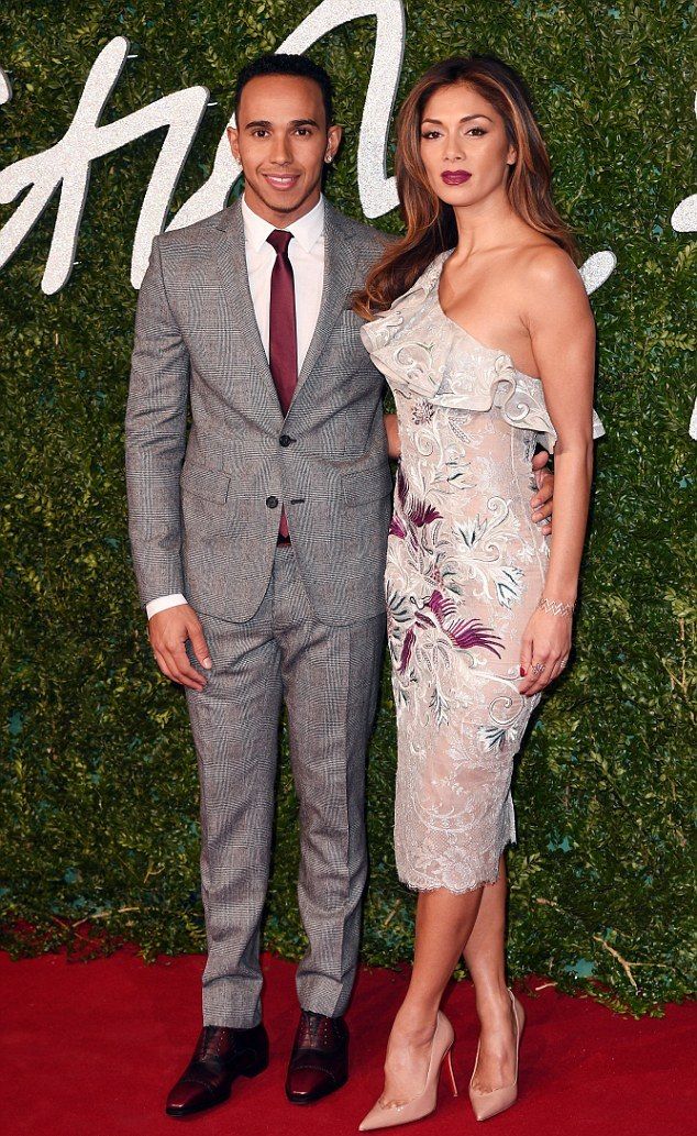 290E2A9500000578-0-image-m-83 1432717378298 4994a