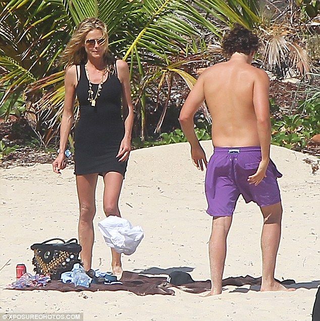 294EB6F600000578-3108497-image-a-7 1433293075002 802fc