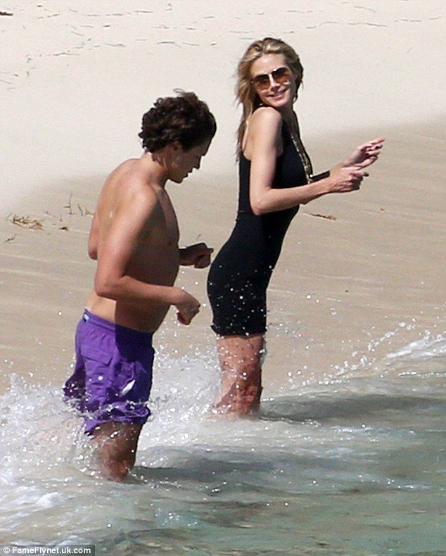 294F302D00000578-3108497-image-a-23 1433293922913 3e631