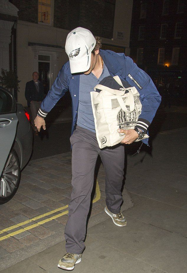 2950B85900000578-3108407-image-a-49 1433316357682 fda89