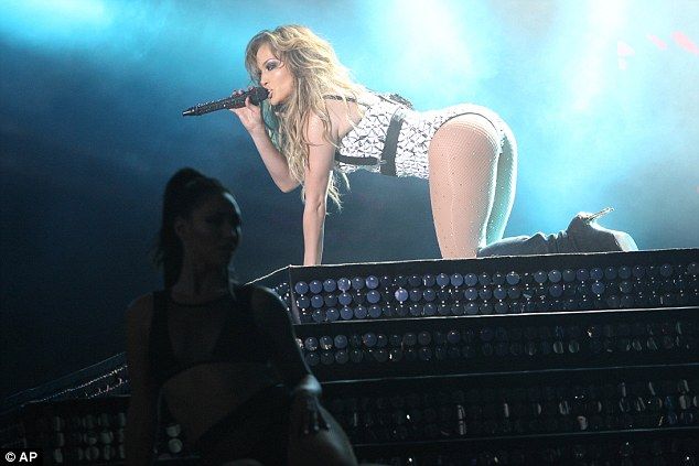 29308D6F00000578-3114353-image-a-7 1433691098573 04beb