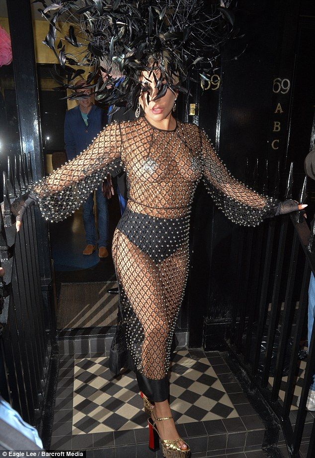 2976252E00000578-3116383-image-m-160 1433823540705 c6052