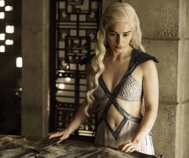 game-of-thrones-emilia-clarke 0 95aad
