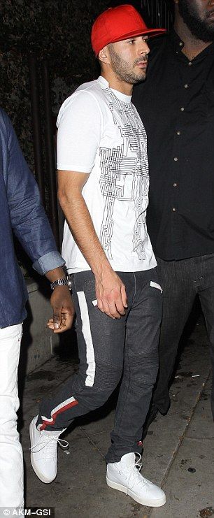 2978C85000000578-3116769-image-a-3 1433849696791 4da7e