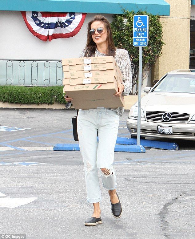 297B8C4500000578-3117432-image-a-69 1433885944209 eb01d