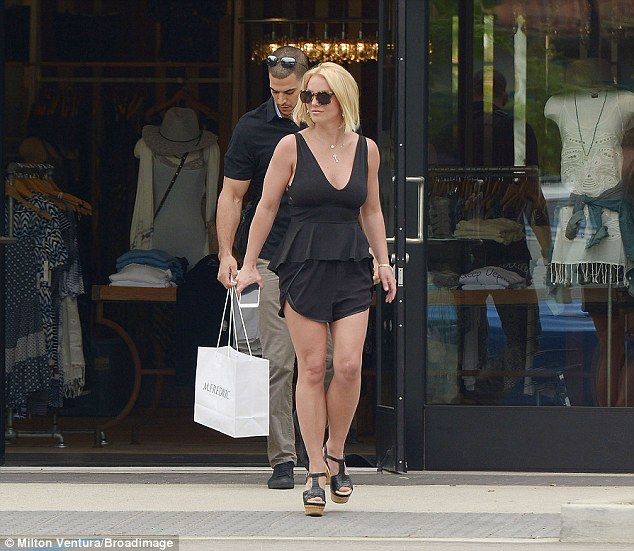 29848E9600000578-0-image-m-10 1433972626288 f1c1b