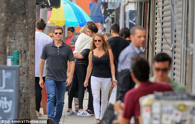 2999B6ED00000578-0-image-m-57 1434239927174 0f2a9