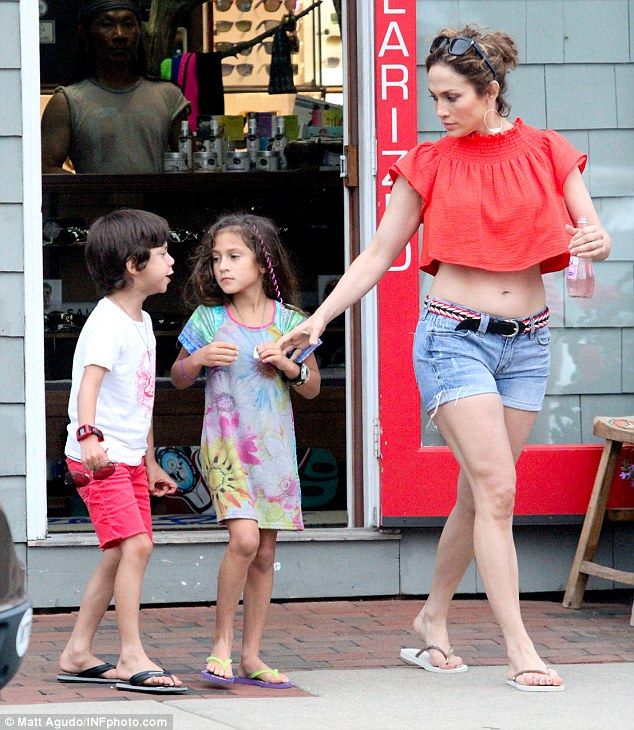 299E92FD00000578-3123801-image-m-84 1434314859444 4cbda