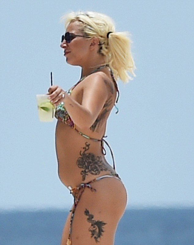 29A3856500000578-3124842-image-a-69 1434378227879 f755f