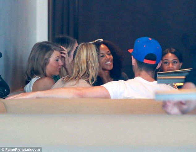 29ADD9D300000578-3127159-image-a-1 1434493820256 66042