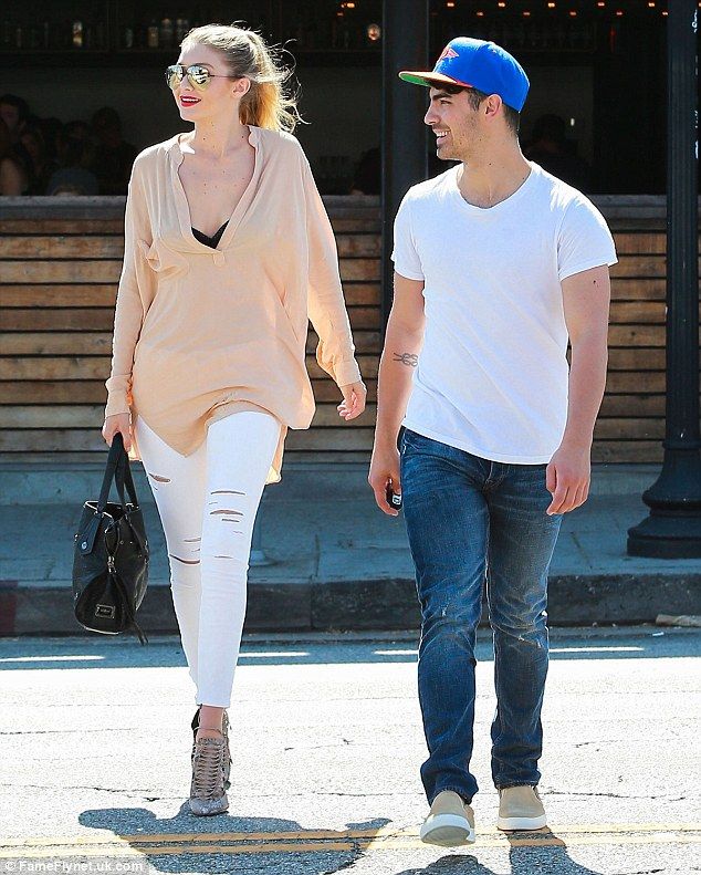 29ADDA1B00000578-3127159-image-a-4 1434493870547 67b7f