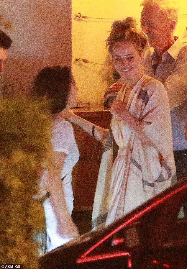 29DBACA300000578-3134305-image-a-30 1434969366820 e56e6