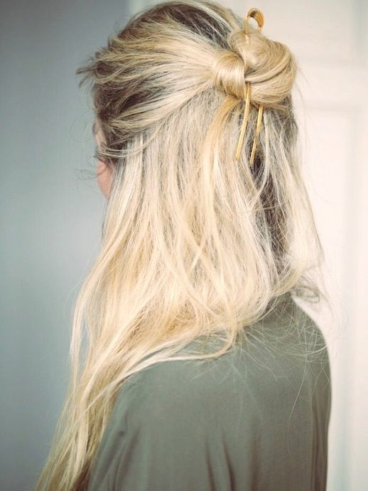 Half-Up-Top-Knot-Hairstyles-Blonde-Hair- 5b195