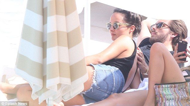 2A2E561600000578-0-image-m-22 1435937025524 6aff2