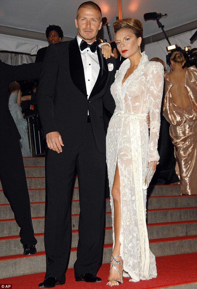 article-2680872-0125986600000578-795 634x927 05504