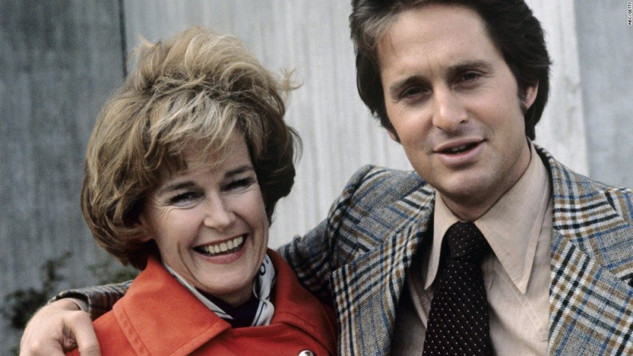 150704154303-01-diana-douglas-restricted-super-169 018cc