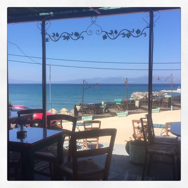 mirandakerrmykonos2 c35ec