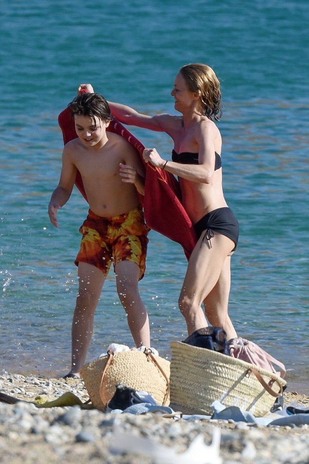 2A81A13300000578-3159939-image-a-170 1436826875956 70eb4