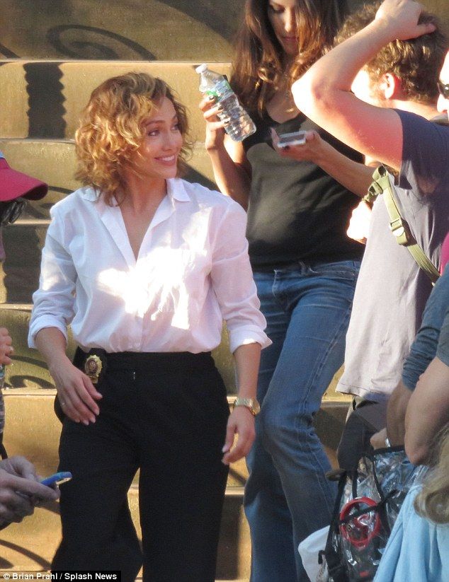 2AA064BA00000578-3165549-Look at that face The 45 year old singer who has a birthday on J-m-33 1437151249157 066e1