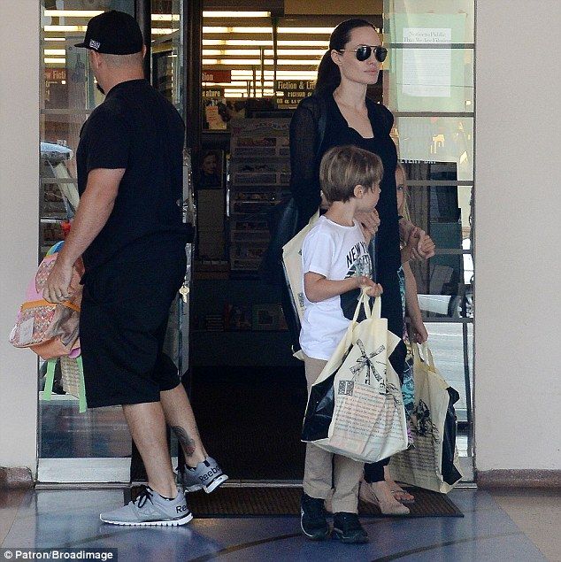 2AAEB04A00000578-3167513-image-m-80 1437351040565 6186f