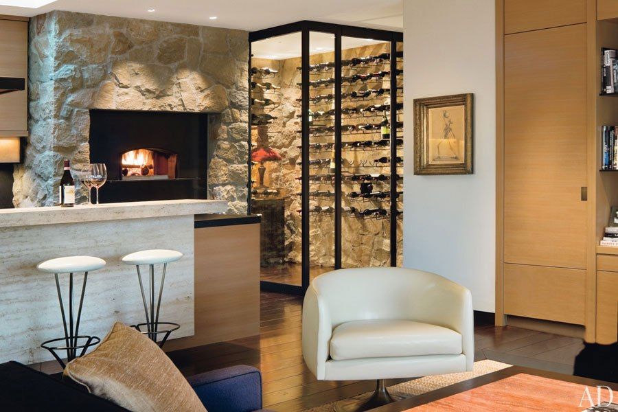 item4.rendition.slideshowHorizontal.jennifer-aniston-05-sitting-area d2271