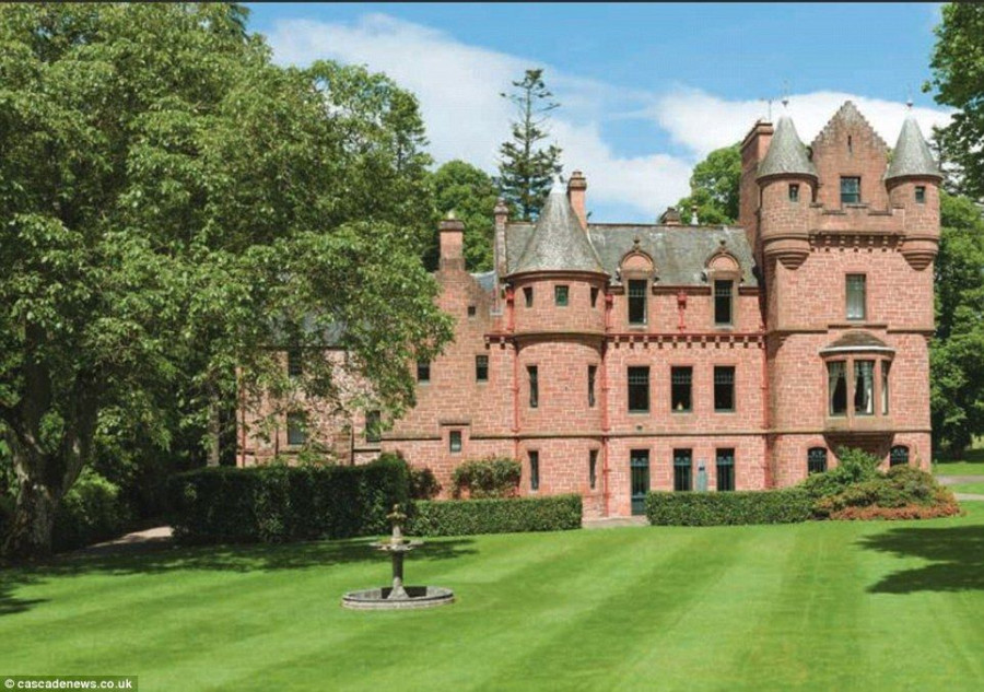 2B3DD8EE00000578-3192084-image-a-23 1439198759512 696f4