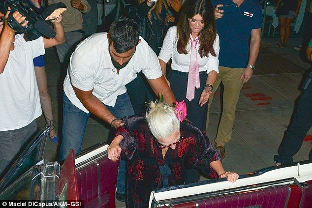 2B53056E00000578-3196291-image-a-32 1439458100460 75246