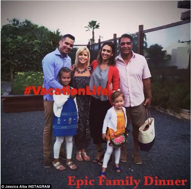 2B5859B100000578-3197273-image-a-36 1439510351785 d8faf