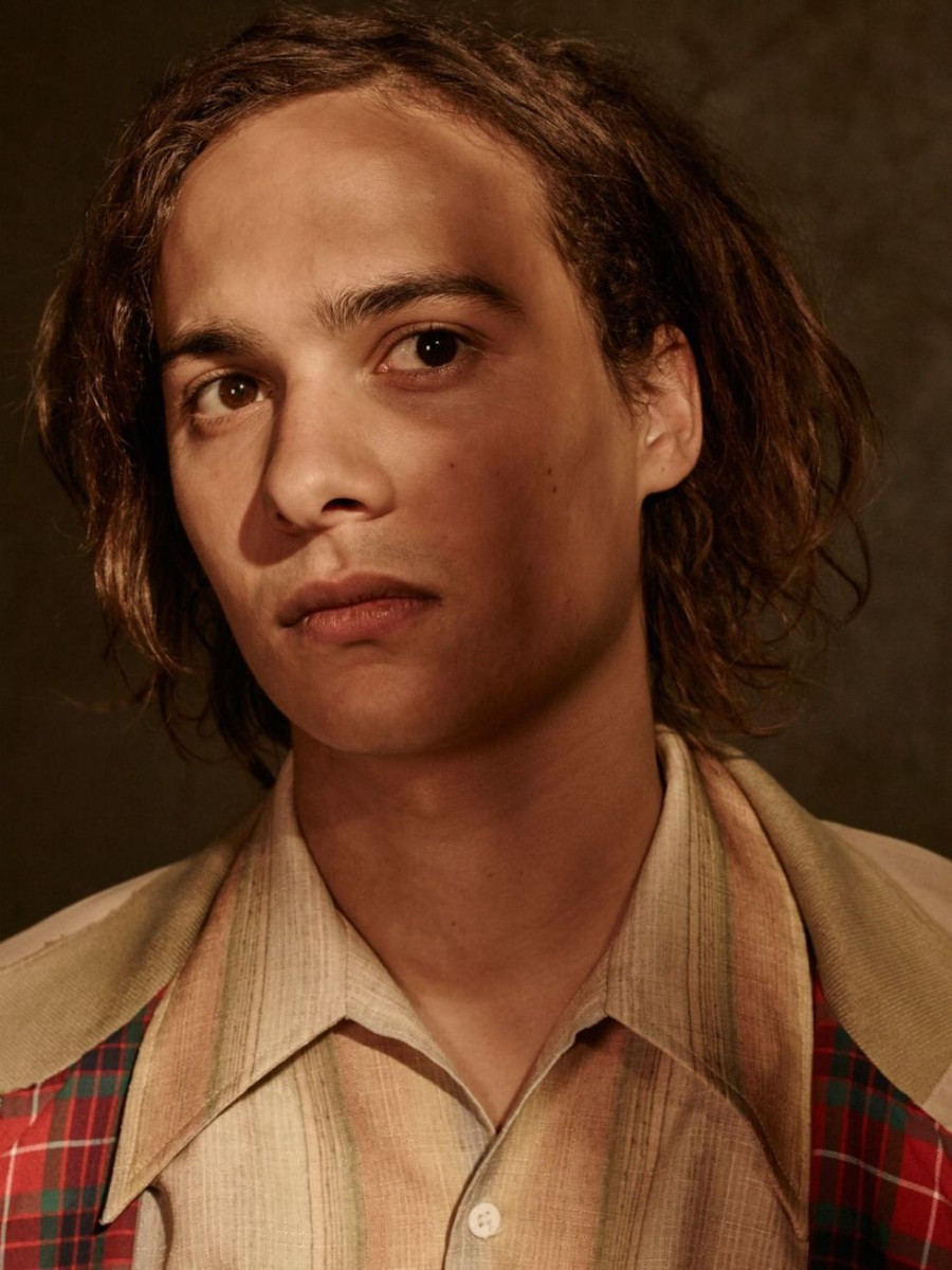 gallery-1438859178-frank-dillane-ftwd dab09