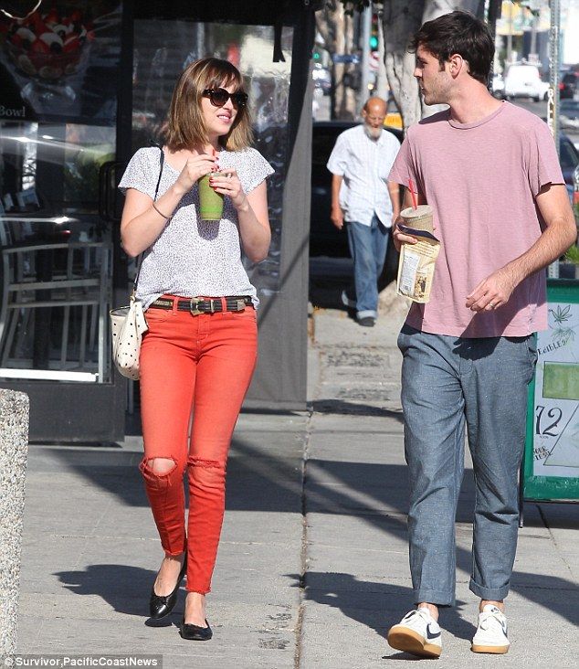 2B7EEB3000000578-0-image-m-7 1440023951526 9421d