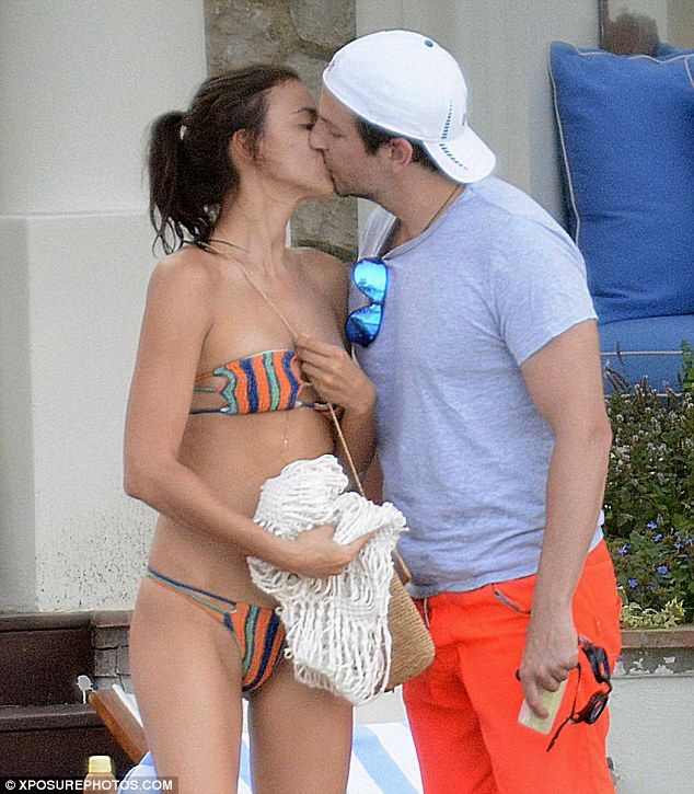 2B97D4D100000578-3207767-image-a-82 1440352803860 99704