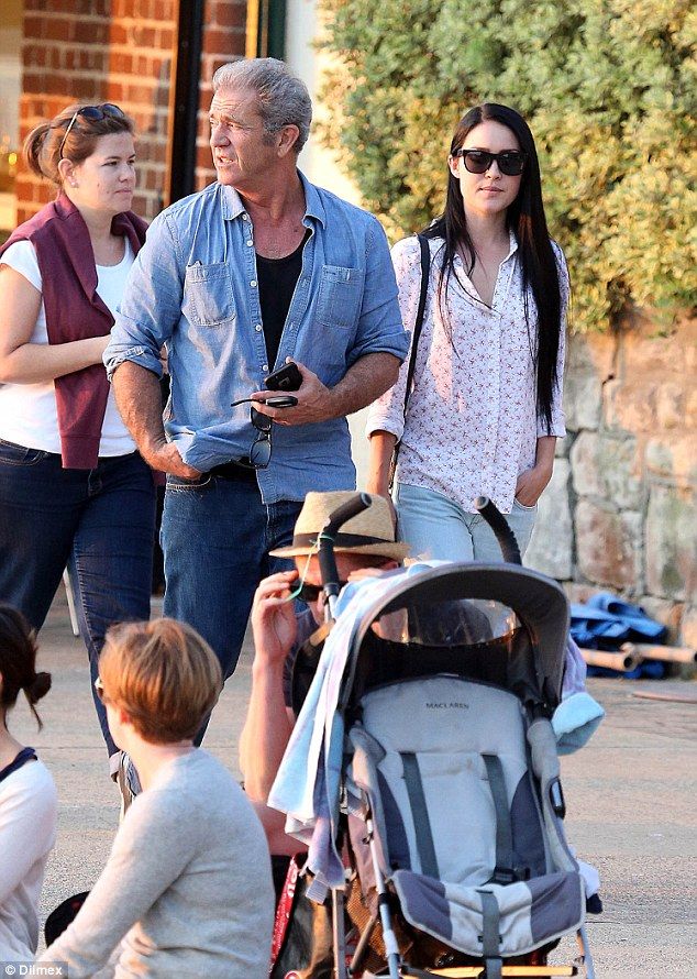 2B9DA18100000578-3208404-image-a-150 1440391369867 70e70