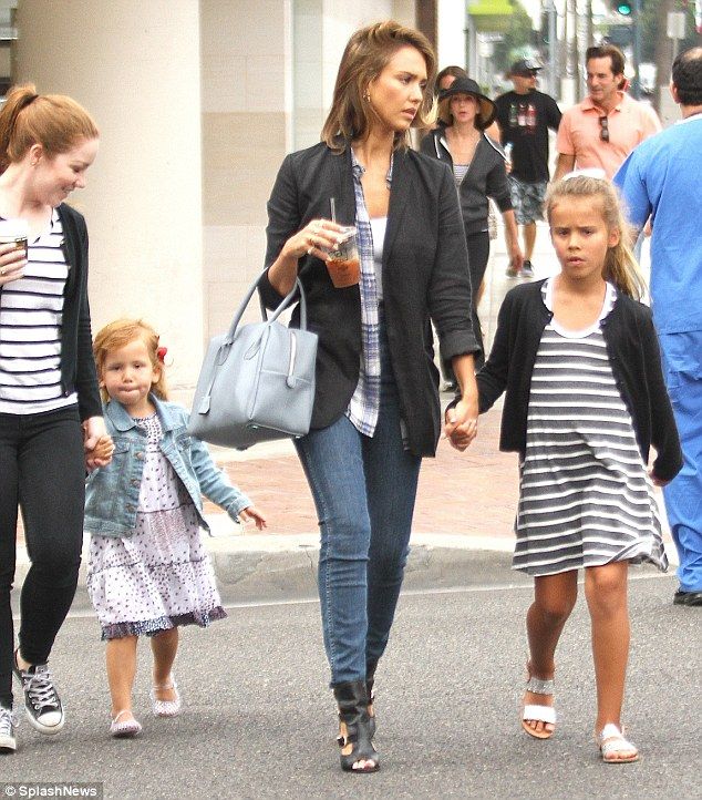 2BAB1E9C00000578-3211158-image-a-13 1440571902373 06c38