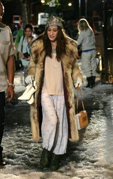 Carrie Bradshaw-85-full-376x594 f4522