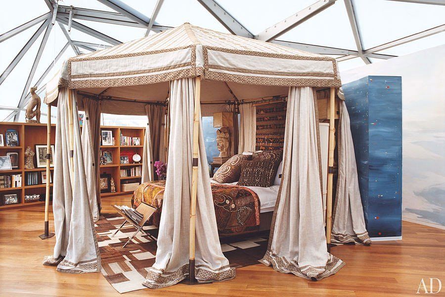 3cac691a88f33bc2 item9.rendition.slideshowHorizontal.diane-von-furstenburg-new-york-apartment-10-master-suite.xxxlarge 485d2