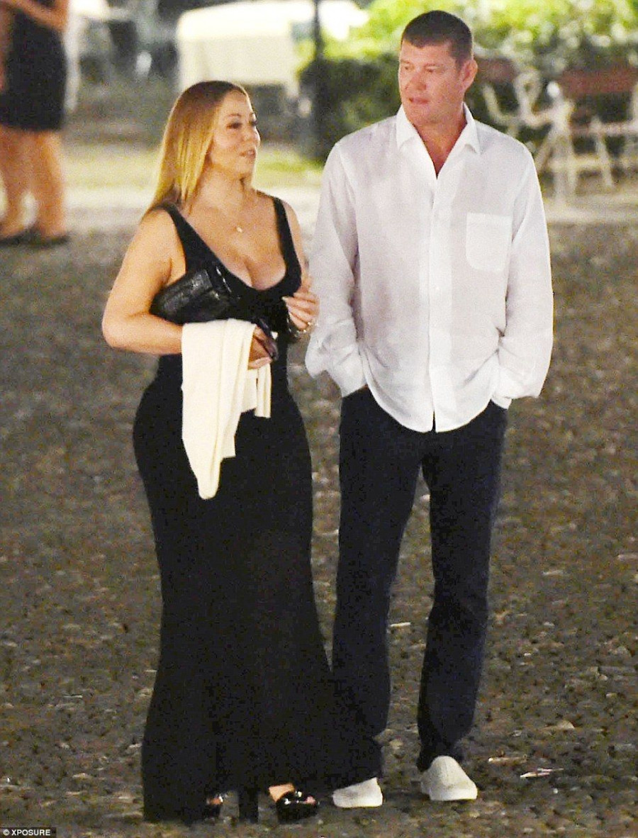 2BF7E62E00000578-0-image-a-16 1441373145916 9de2f