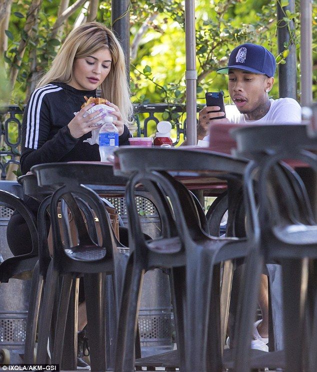 2C0DBFB000000578-3225450-image-m-77 1441654014732 53731