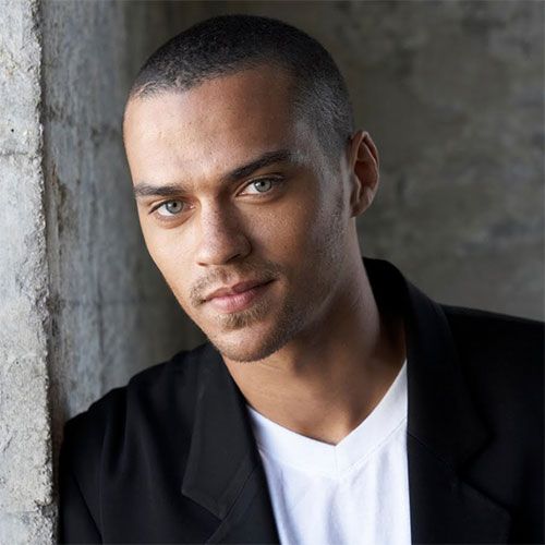 tumblr lq9kxrv54b1qgc6fao1 500 c8bae