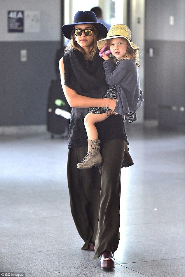 2C16B6D900000578-3227123-image-a-1 1441763244586 5a4e6