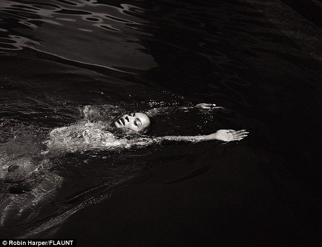 2C1EE6A400000578-3228247-image-a-11 1441825000270 bf4b7