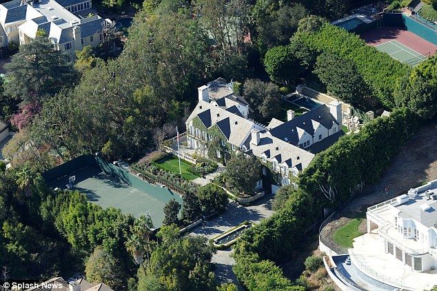 2C59417200000578-3235778-image-a-146 1442344558425 ddd86